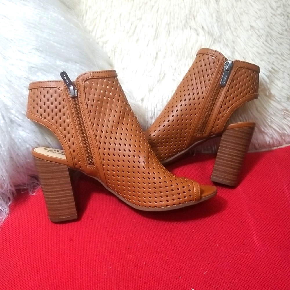 Sam Elderman Sandals - image 8